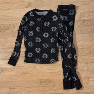 Hearth & Hand Black Pajama Set with Gray Snowflakes